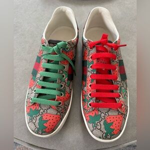 Authentic Gucci strawberry womens Sneakers